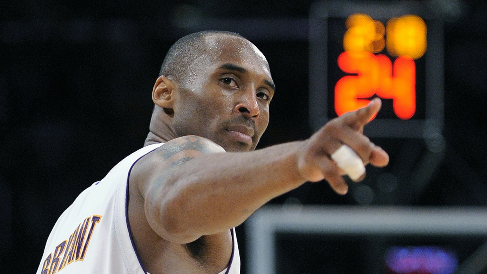 足球欧洲杯预选赛出现惊天逆转（欧洲杯预选赛爆发翻盘奇迹）