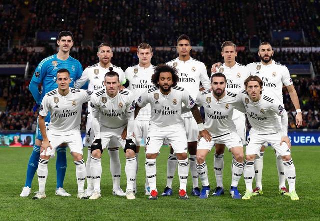 独领风骚，目前欧冠前8球队英超占4席，其余四大联赛各出1队（英超统治欧冠八强：四队晋级，其余四大联赛各一队）