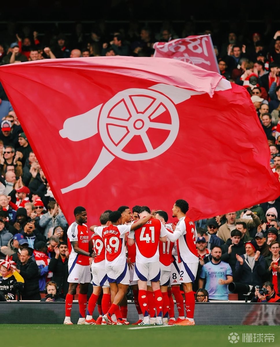 那不勒斯老板：输给伟大的穆里尼奥不丢人，差评穆帅是因为嫉妒（那不勒斯老板：败给伟大的穆里尼奥并非耻辱，对穆帅的差评多出于嫉妒）