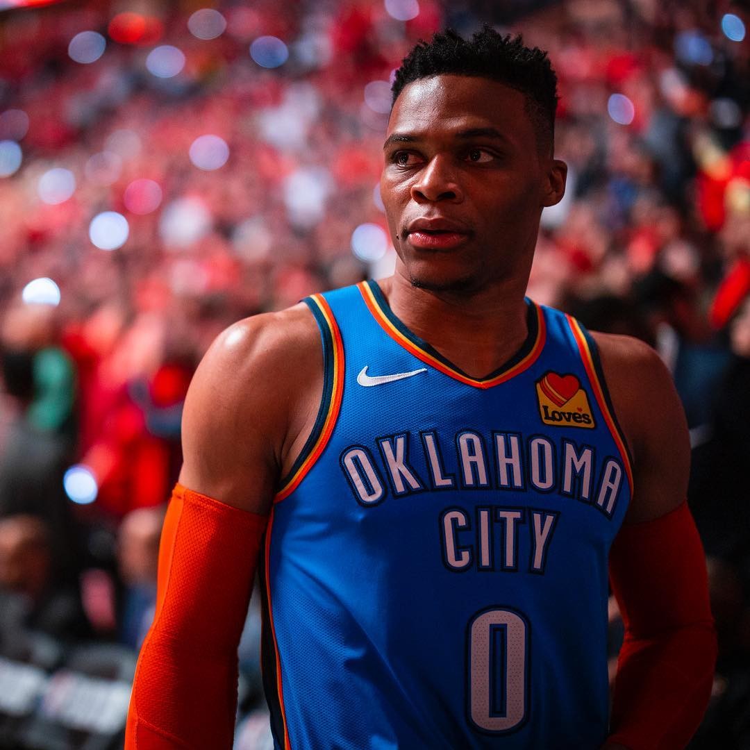 经纪人：蒂亚戈-席尔瓦不会离开弗鲁米嫩塞（经纪人确认：蒂亚戈-席尔瓦将继续留在弗鲁米嫩塞）