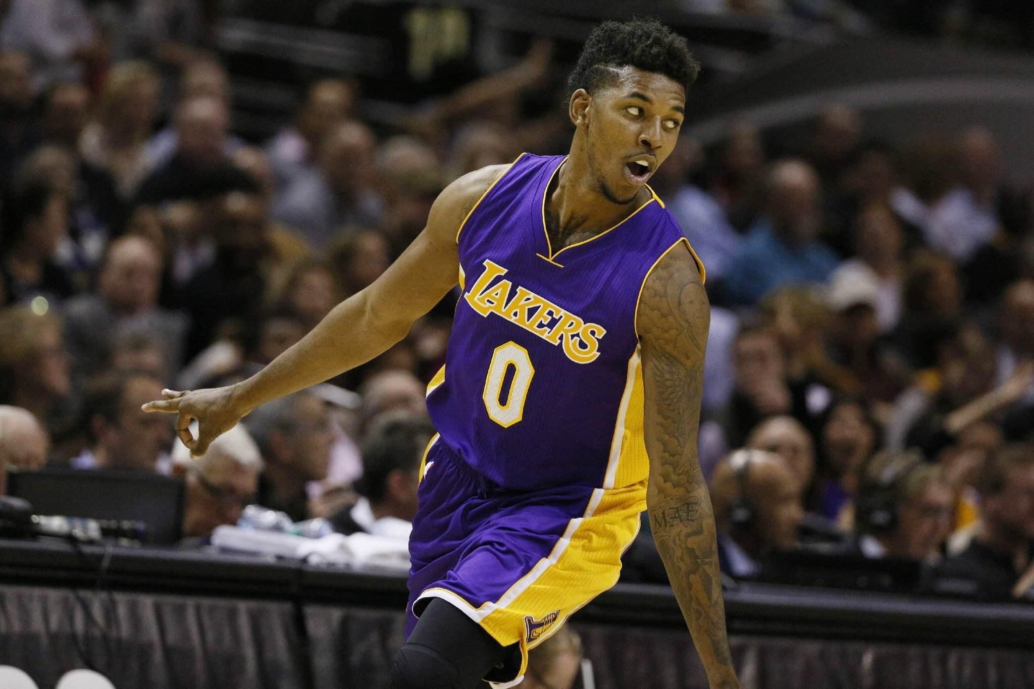 瓜帅：这是谢尔基第一次插花脚传中，他要学习梅西踢得更简洁（瓜迪奥拉：谢尔基首次用插花脚传中，需向梅西学习踢得更简洁）